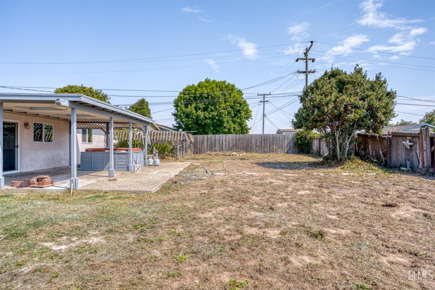 Undisclosed Address Santa Maria, CA 93455 - Photo 33 of 34 a front view of a house with garden