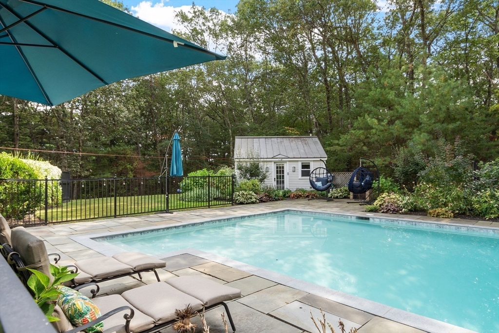 44 Sarah Way Concord, MA 01742 - Photo 18 of 42