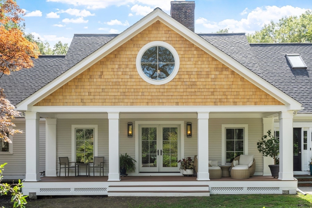 44 Sarah Way Concord, MA 01742 - Photo 2 of 42