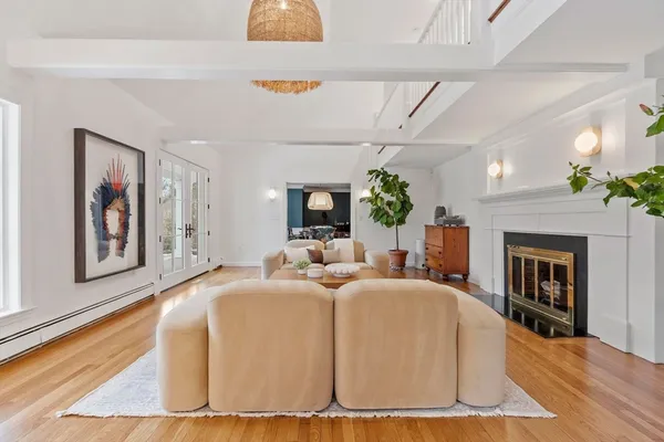 $2,995,000 | 44 Sarah Way, Concord, MA 01742