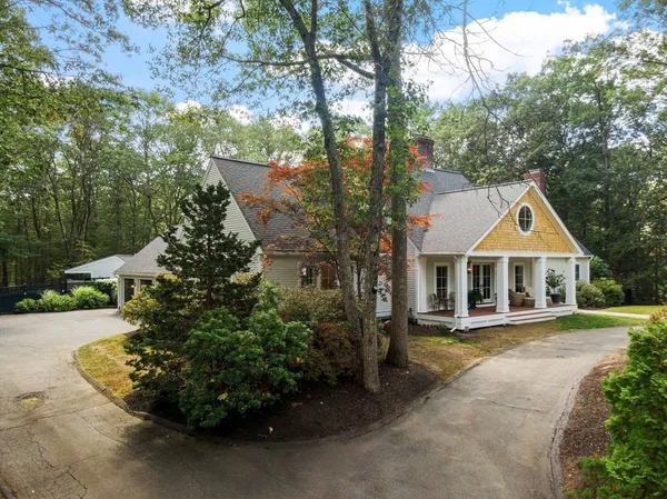 $2,995,000 | 44 Sarah Way, Concord, MA 01742