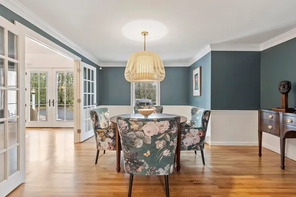 $2,995,000 | 44 Sarah Way, Concord, MA 01742