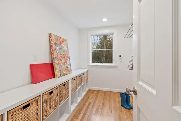 $2,995,000 | 44 Sarah Way, Concord, MA 01742