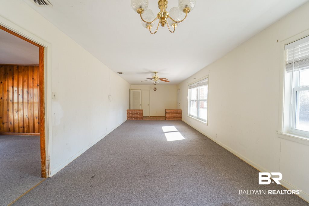 805 East 6th Street Bay Minette, AL 36507 - Photo 4 of 13 Front Room