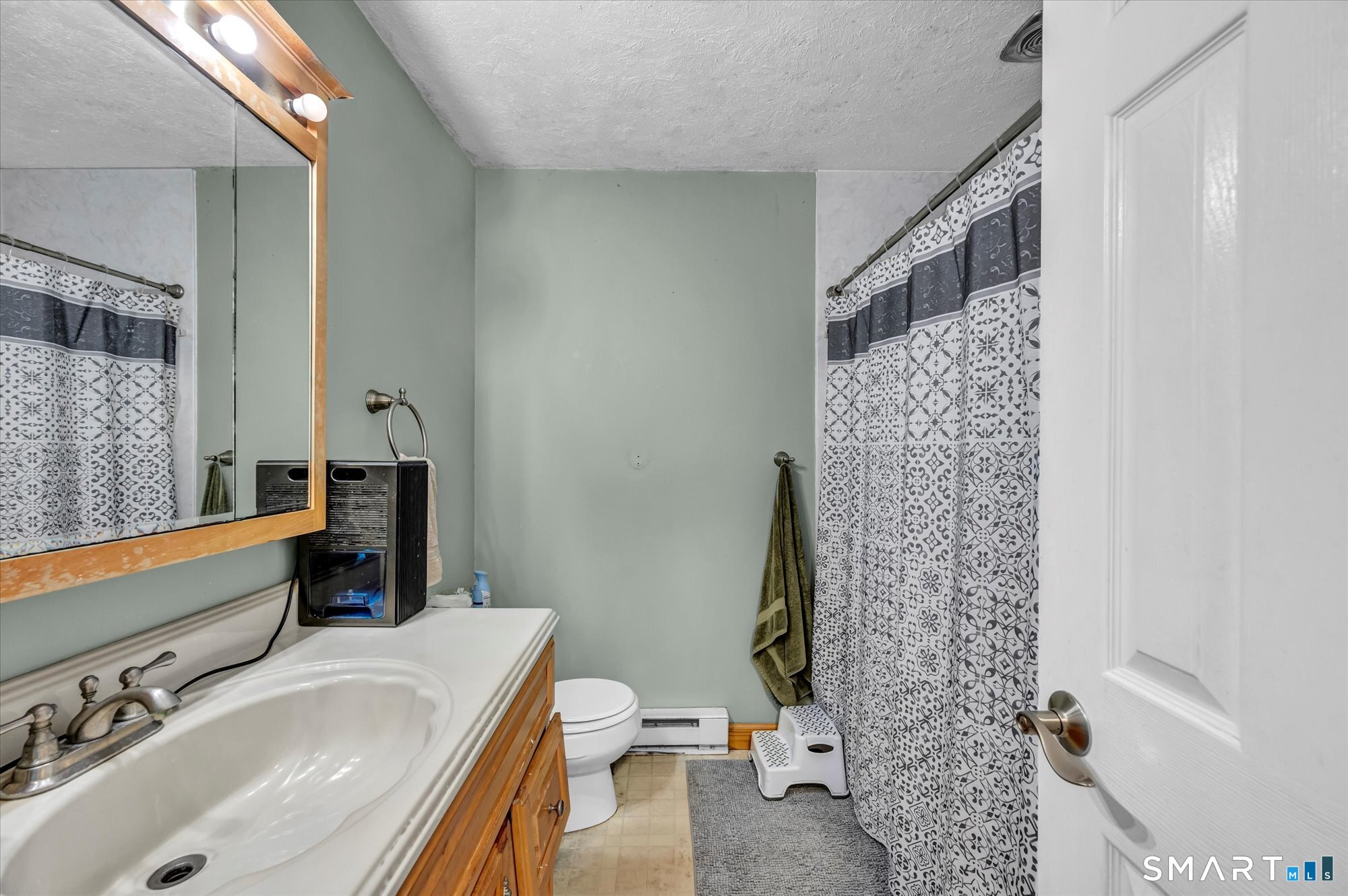 26 Candlewood Lake Road South, Unit 1 New Milford, CT 06776 - Photo 16 of 30