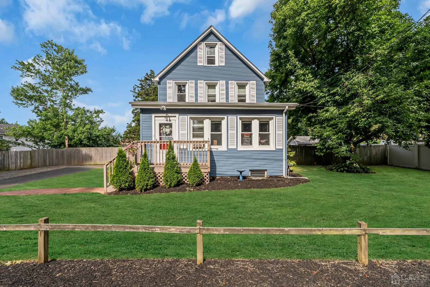 40 Farrington Road Old Bridge, NJ 07747 - Photo 26 of 49 a front view of a house with a yard