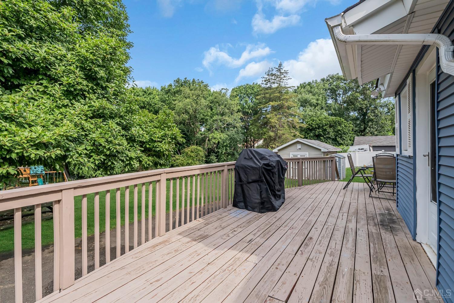 40 Farrington Road Old Bridge, NJ 07747 - Photo 46 of 49 a view of a roof deck