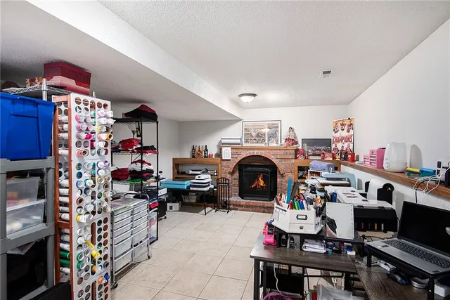 $264,900 | 2116 Cambridge Street, Leavenworth, KS 66048