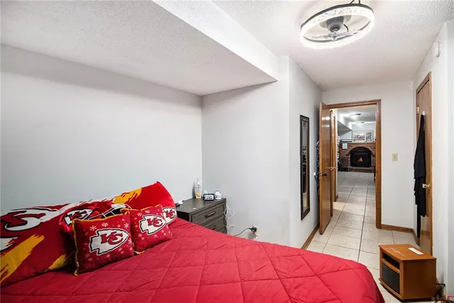 $264,900 | 2116 Cambridge Street, Leavenworth, KS 66048