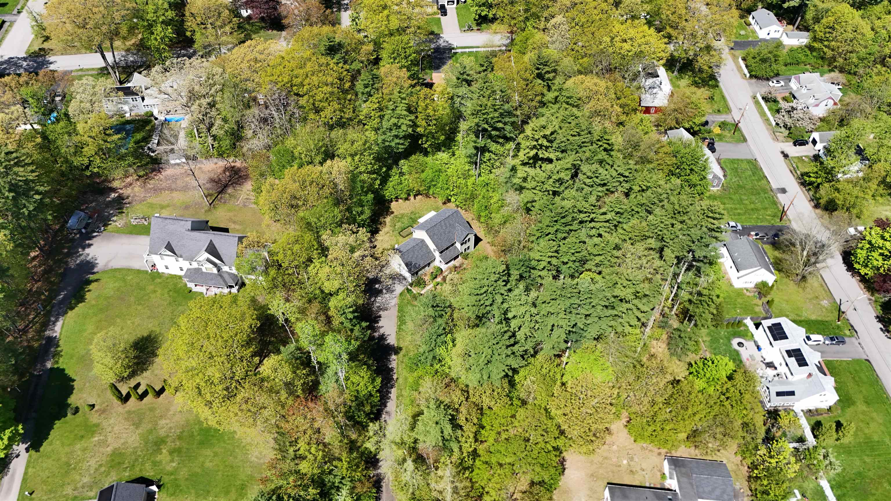137 A Court Street Exeter, NH 03833 - Photo 2 of 16
