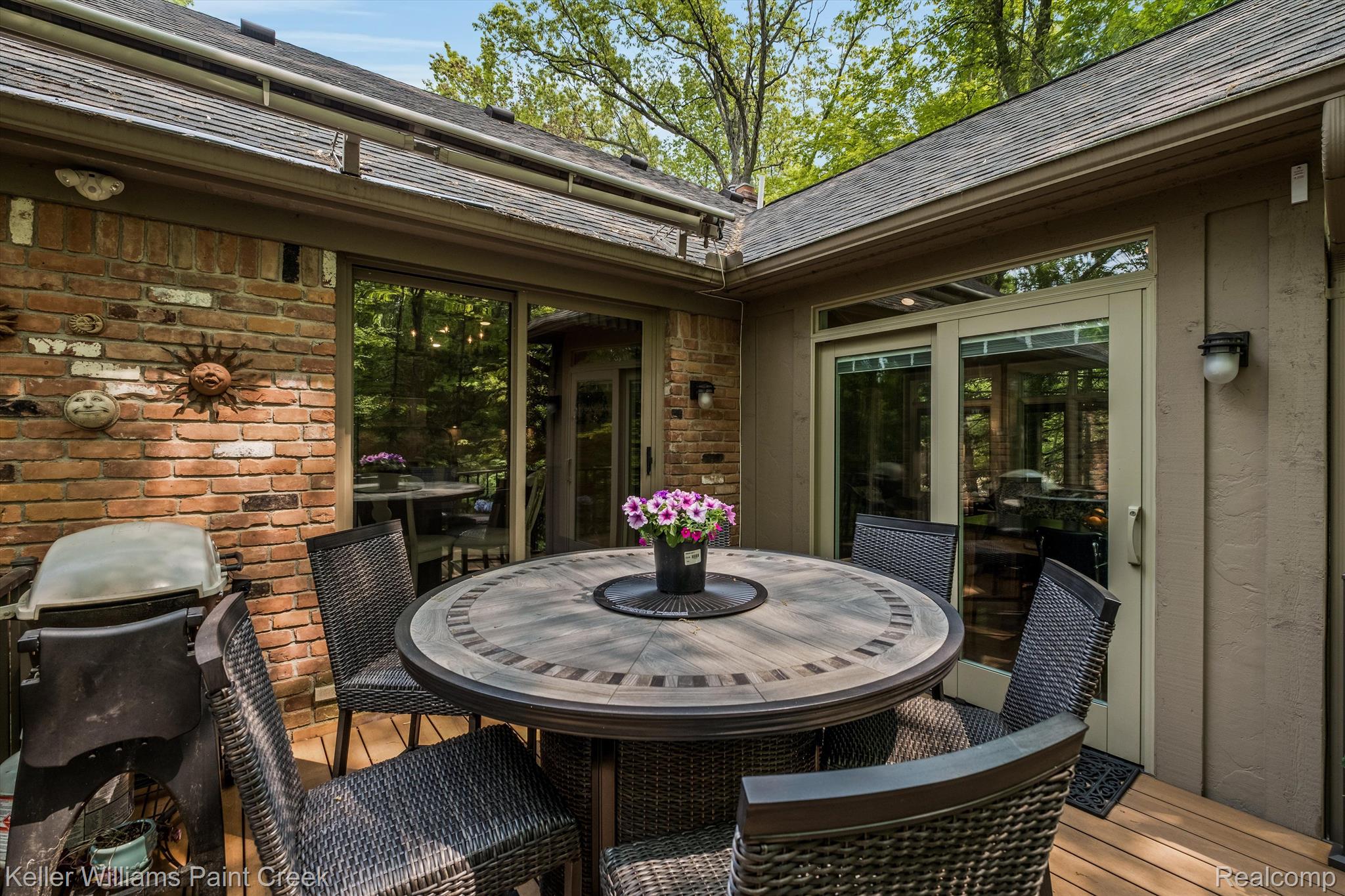 1365 Kingsview Avenue Rochester, MI 48309 - Photo 31 of 48 Gallery Image 31