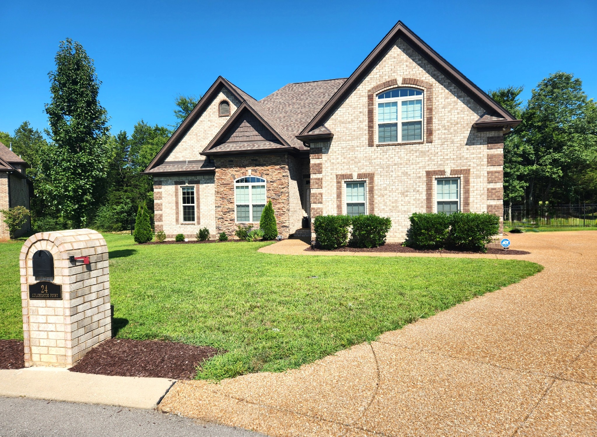 24 Colchester Circle Lebanon, TN 37087 - Photo 2 of 19