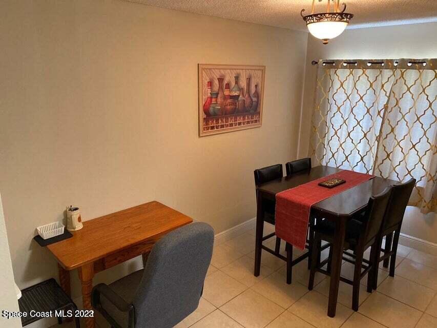 200 Spring Drive, Unit 1 Merritt Island, FL 32953 - Photo 4 of 15 Dining Area