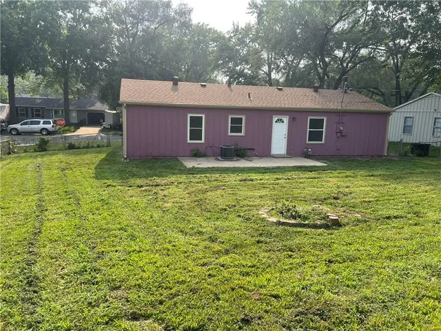 $207,950 | 705 North 83rd Terrace, Kansas City, KS 66112