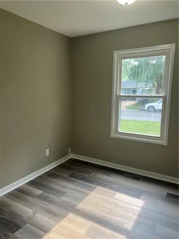 $207,950 | 705 North 83rd Terrace, Kansas City, KS 66112