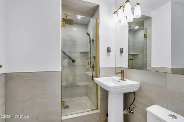 $6,500 | 28 Riverside Avenue, Unit 1N, Red Bank, NJ 07701