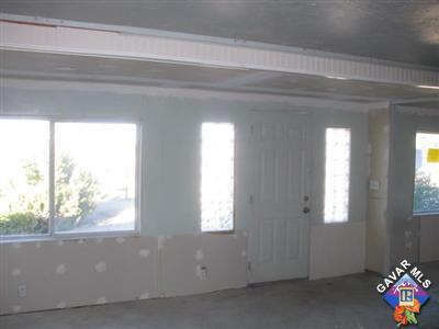 8433 Aspen Road Apple Valley, CA 92308 - Photo 3 of 5