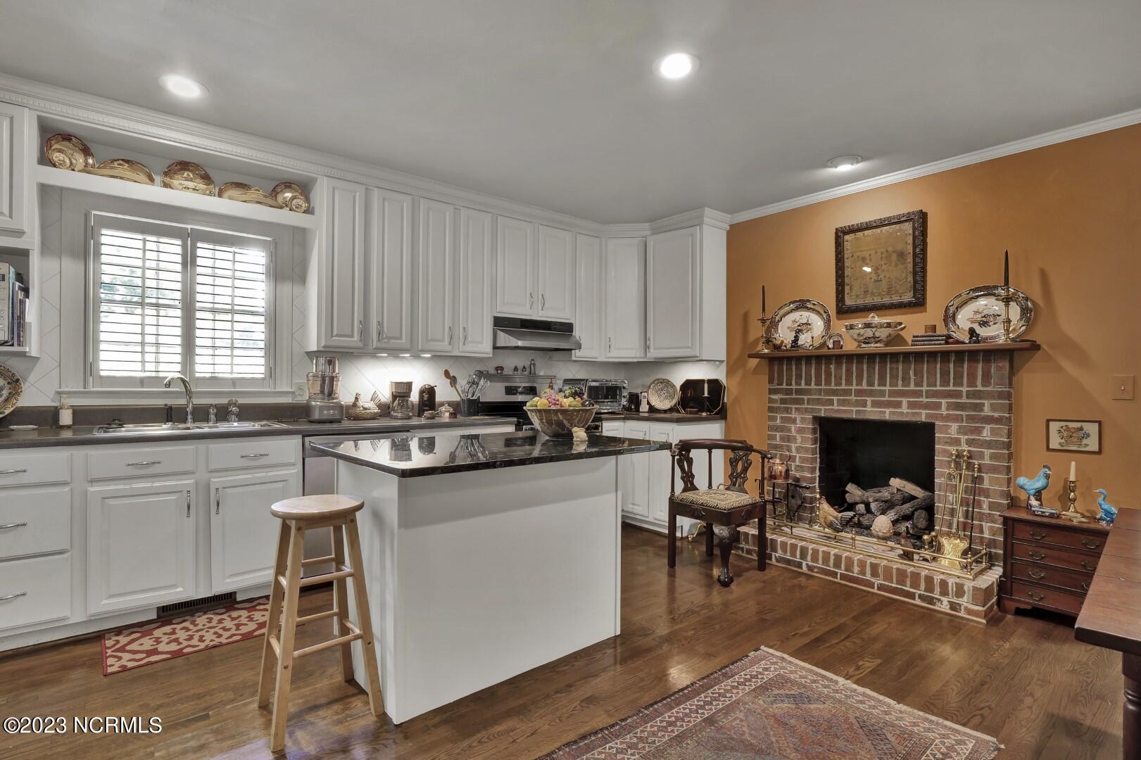 1601 Hawthorne Road Wilmington, NC 28403 - Photo 24 of 52 024_pja13209 (Large)