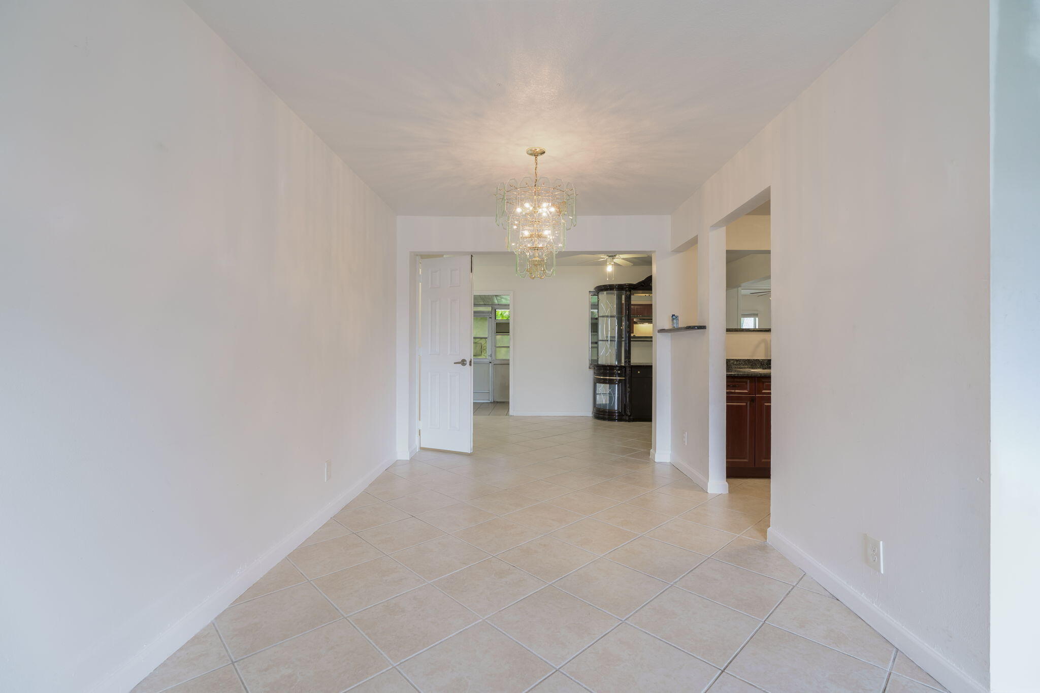 1141 Northwest 90th Way Plantation, FL 33322 - Photo 13 of 75 13-web-or-mls-iPixx_01_7