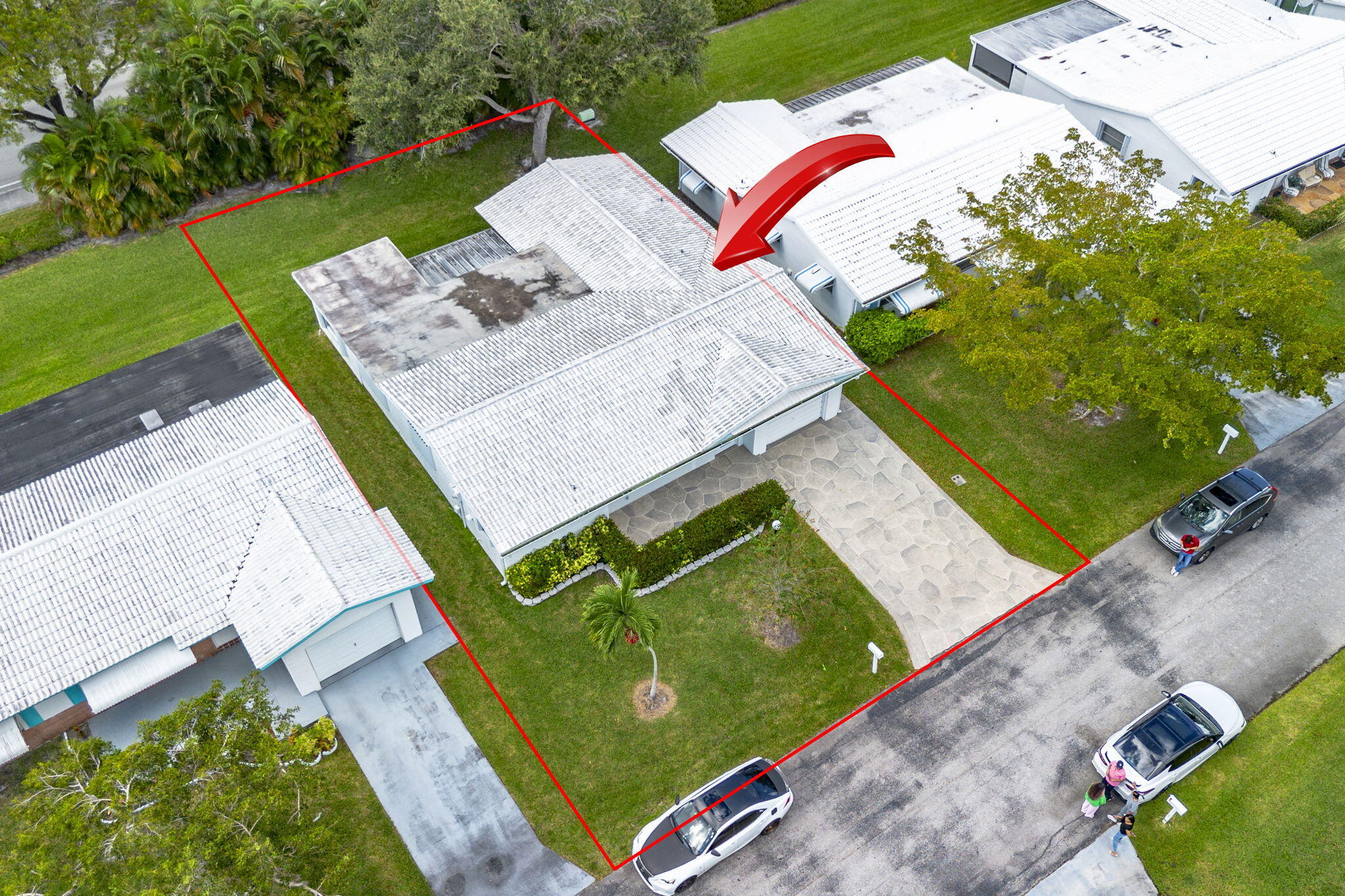 1141 Northwest 90th Way Plantation, FL 33322 - Photo 71 of 75 an aerial view of a house with a garden and swimming pool