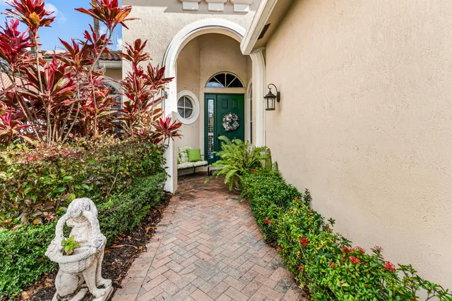 $500,000 | 8848 Champions Way, Port St. Lucie, FL 34986