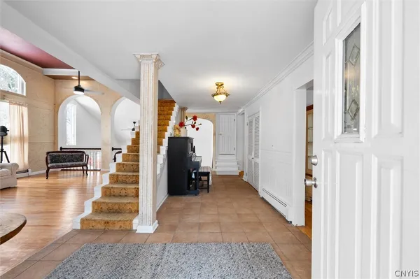 $375,000 | 102 Meyers Road, Salina, NY 13088