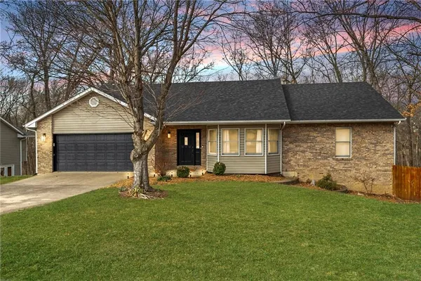$459,000 | 2107 Grant Lane, Columbia, MO 65203