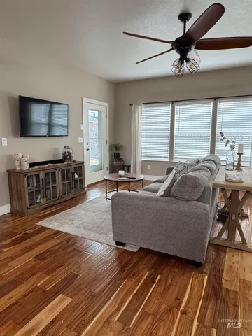 $369,500 | 2560 Northeast 16th Avenue, Payette, ID 83661