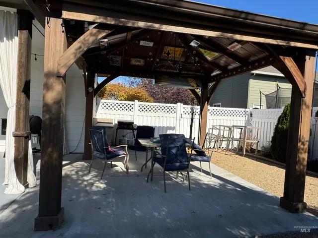 $369,500 | 2560 Northeast 16th Avenue, Payette, ID 83661