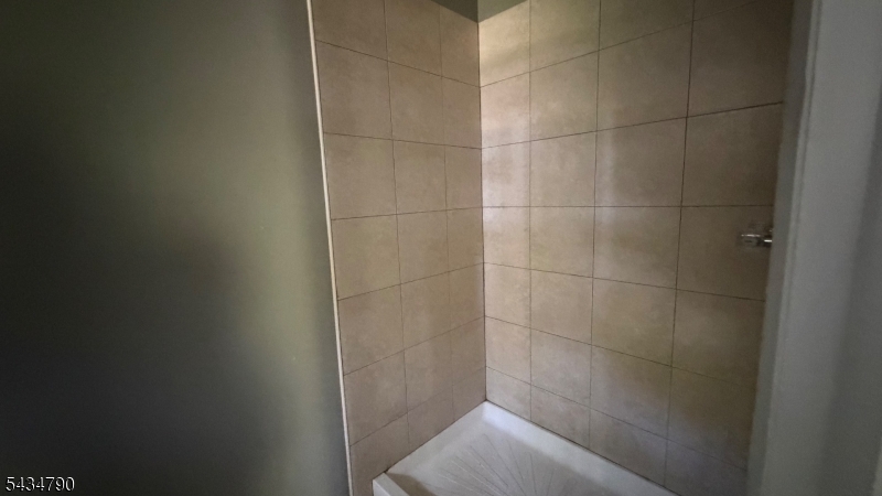 513 Morris Avenue Summit, NJ 07901 - Photo 12 of 17