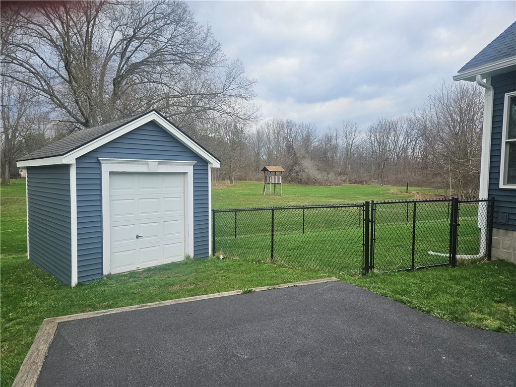 209 Whittier Road Ogden, NY 14624 - Photo 2 of 50