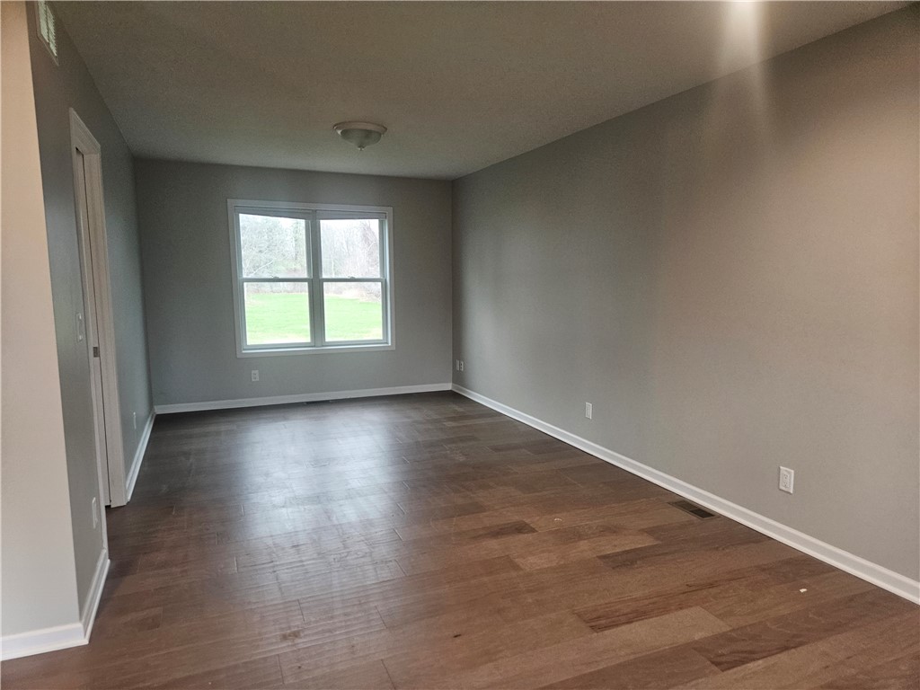 209 Whittier Road Ogden, NY 14624 - Photo 3 of 50