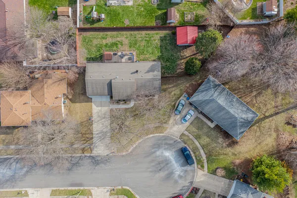 $299,900 | 102 Raven Court, Morris, IL 60450