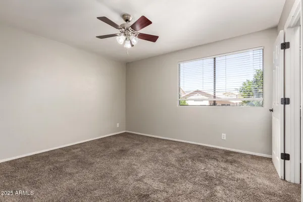 $499,990 | 3302 East Hiddenview Drive, Phoenix, AZ 85048