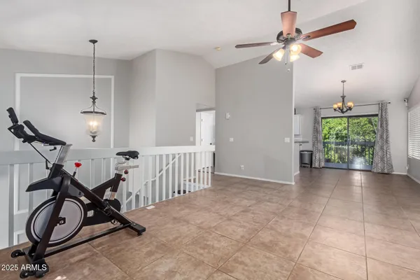 $499,990 | 3302 East Hiddenview Drive, Phoenix, AZ 85048