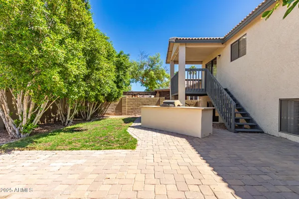 $499,990 | 3302 East Hiddenview Drive, Phoenix, AZ 85048