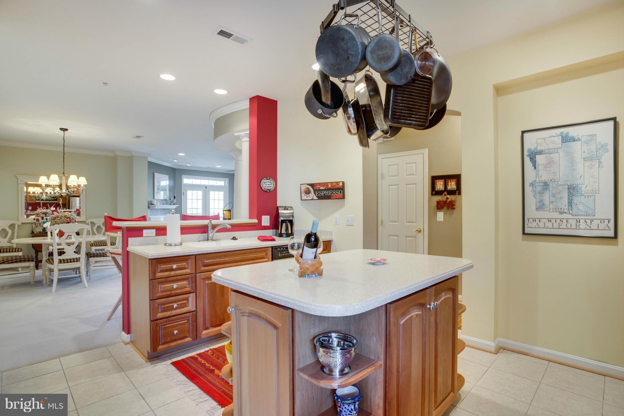 705 Runabout Loop, Unit 705 Solomons, MD 20688 - Photo 16 of 30 Kitchen