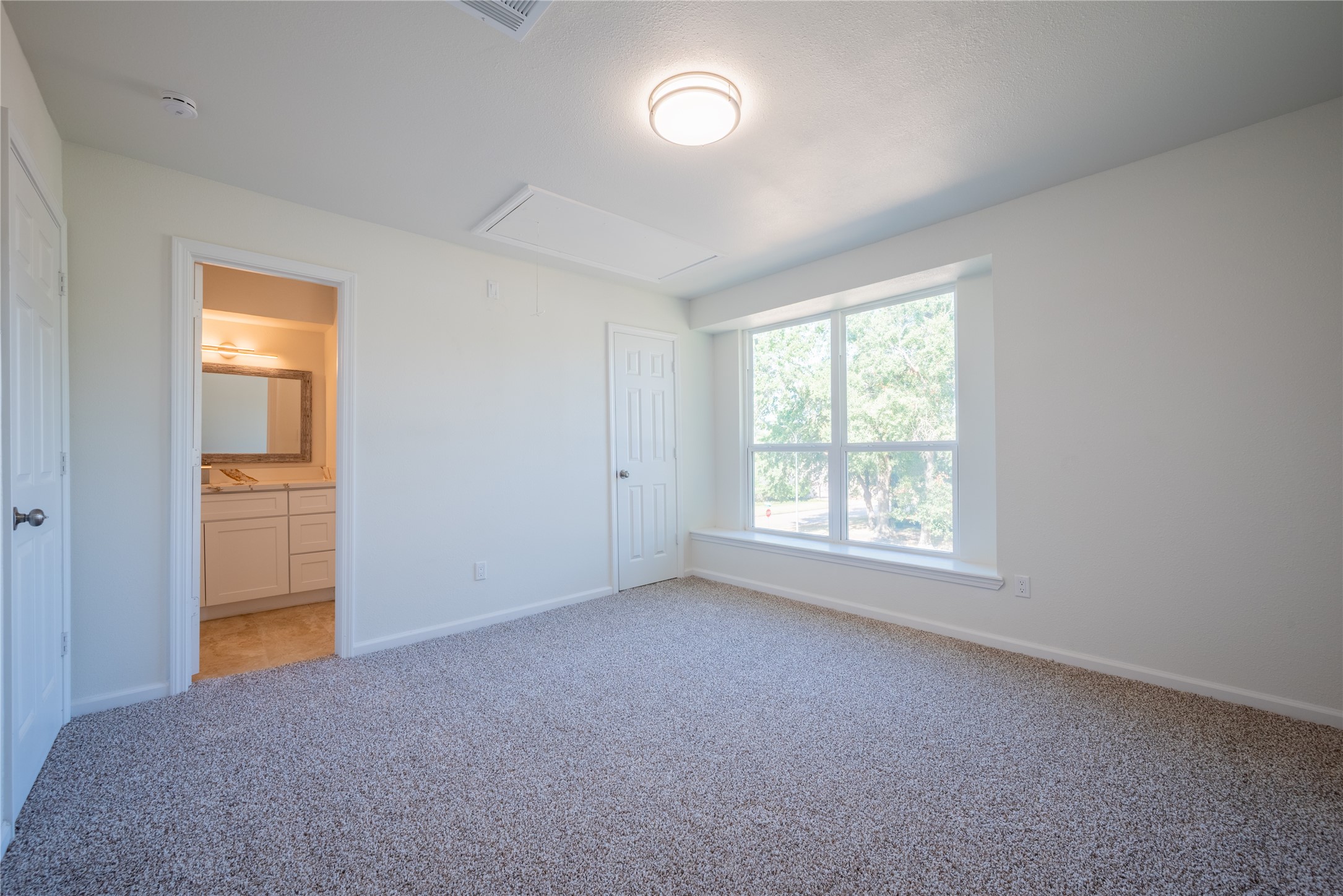 1923 Big Horn Drive Houston, TX 77090 - Photo 35 of 48 a view of empty room with window
