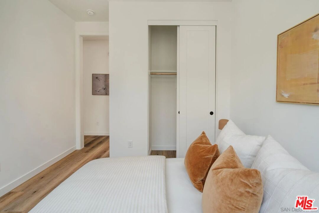 3852 Emery Way Los Angeles, CA 90065 - Photo 13 of 19