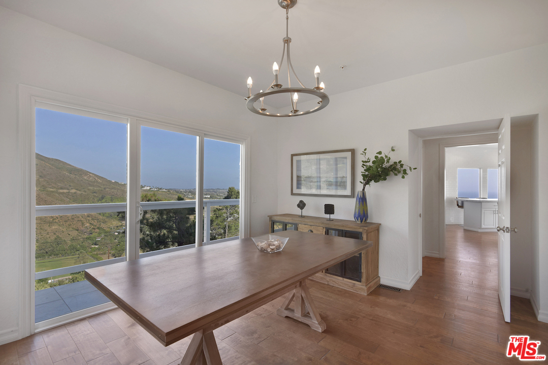 6007 Trancas Canyon Road Malibu, CA 90265 - Photo 11 of 37