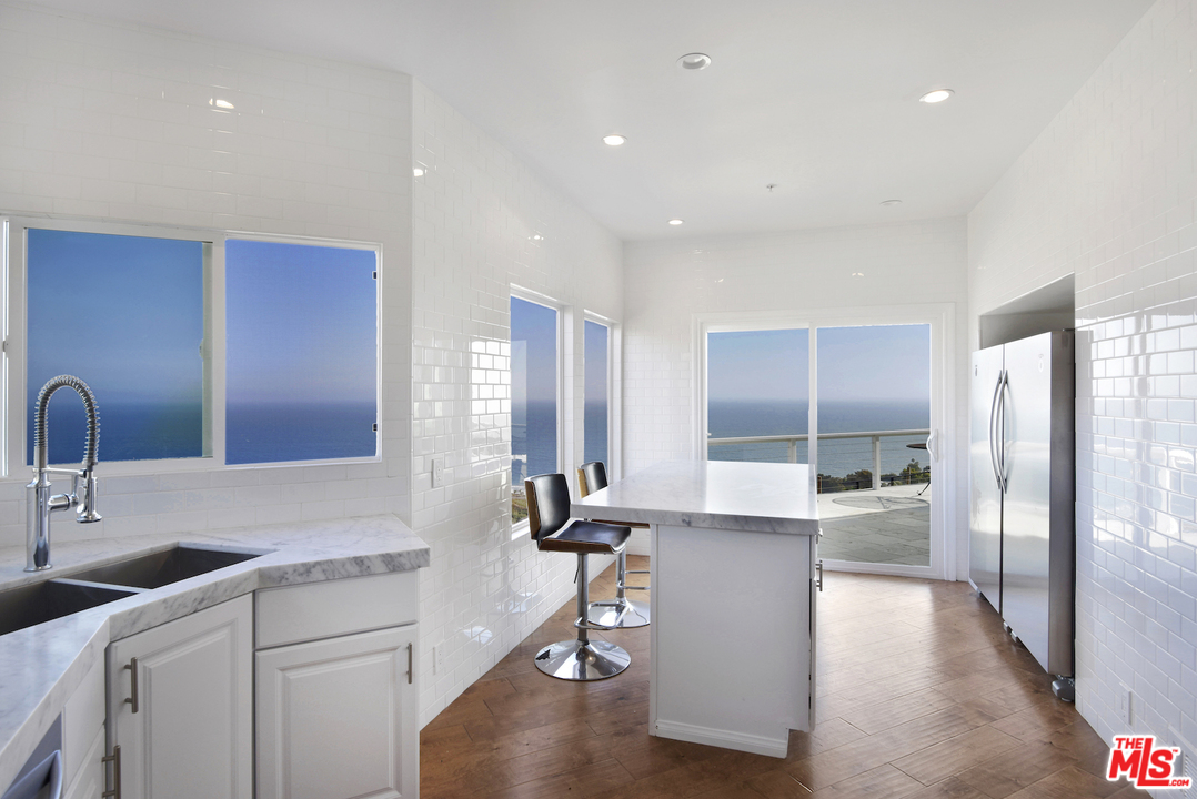 6007 Trancas Canyon Road Malibu, CA 90265 - Photo 14 of 37