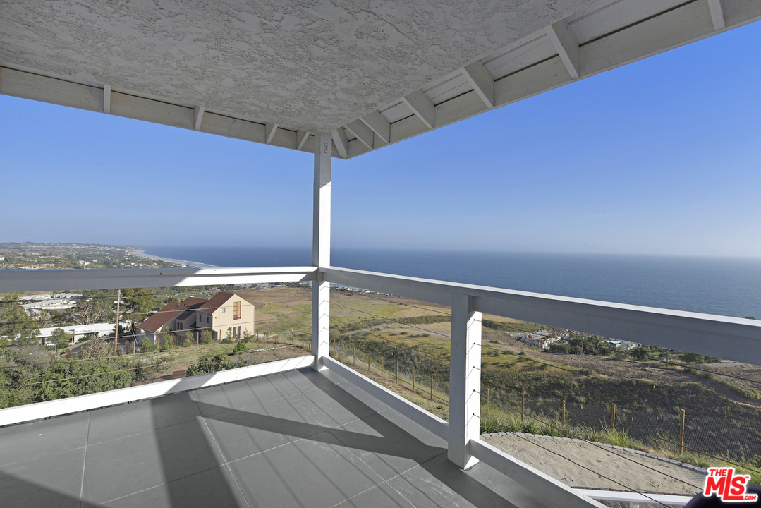 6007 Trancas Canyon Road Malibu, CA 90265 - Photo 22 of 37