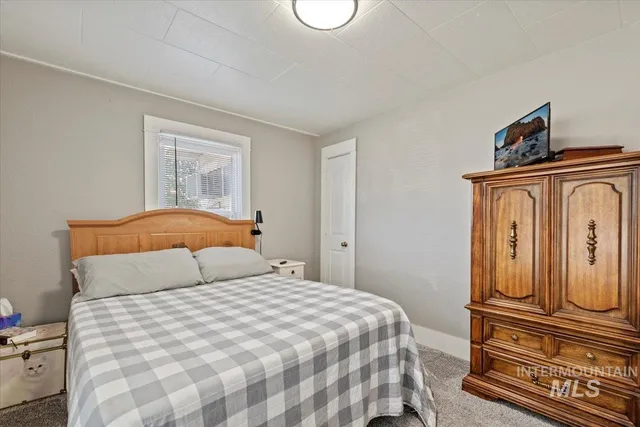 $299,000 | 317 C Avenue, Wilder, ID 83676