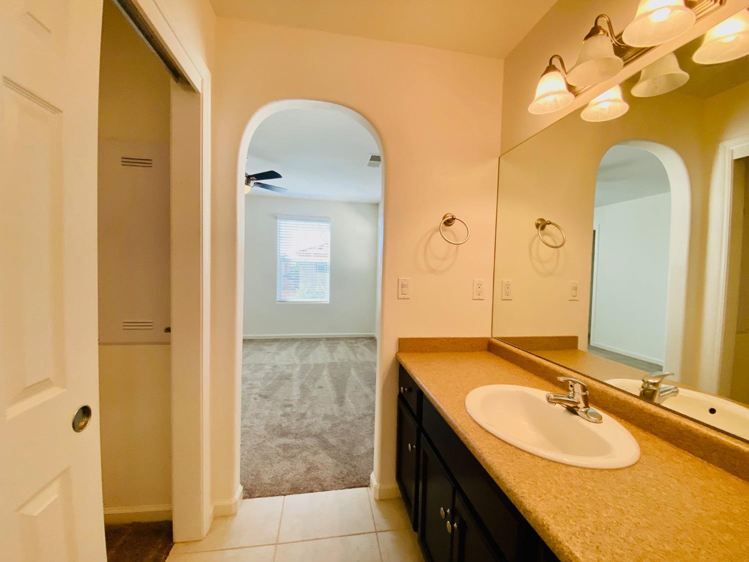 1507 North Strada Way Clovis, CA 93619 - Photo 24 of 32