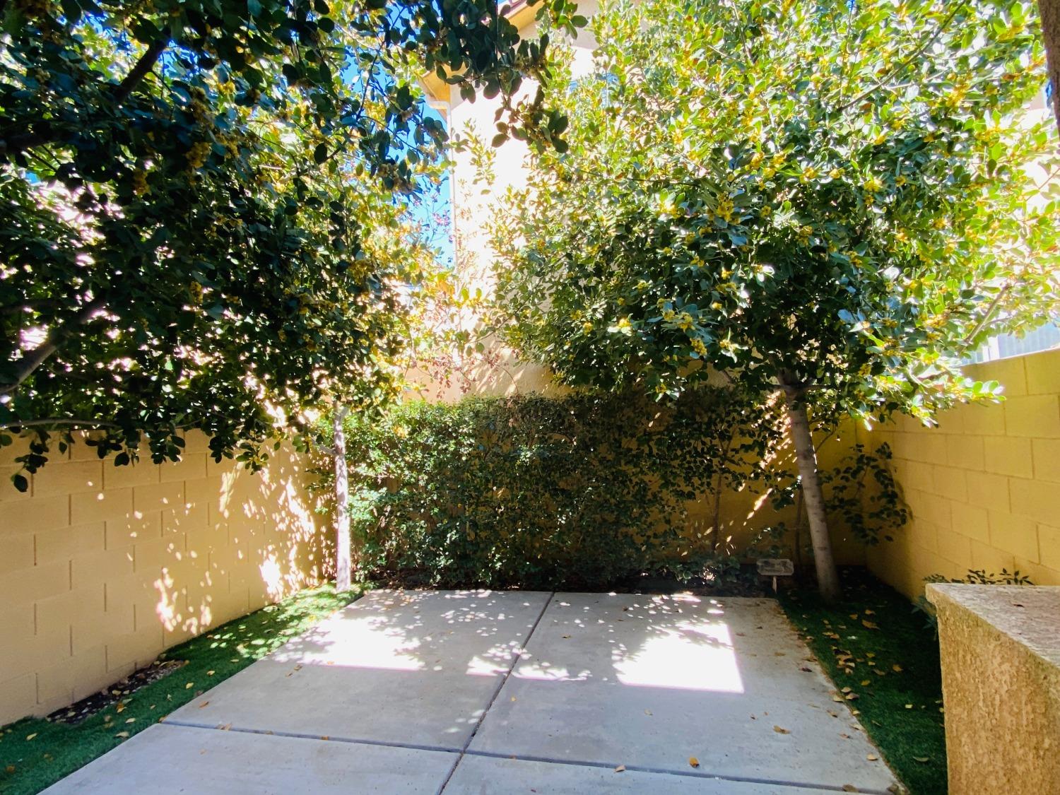 1507 North Strada Way Clovis, CA 93619 - Photo 29 of 32