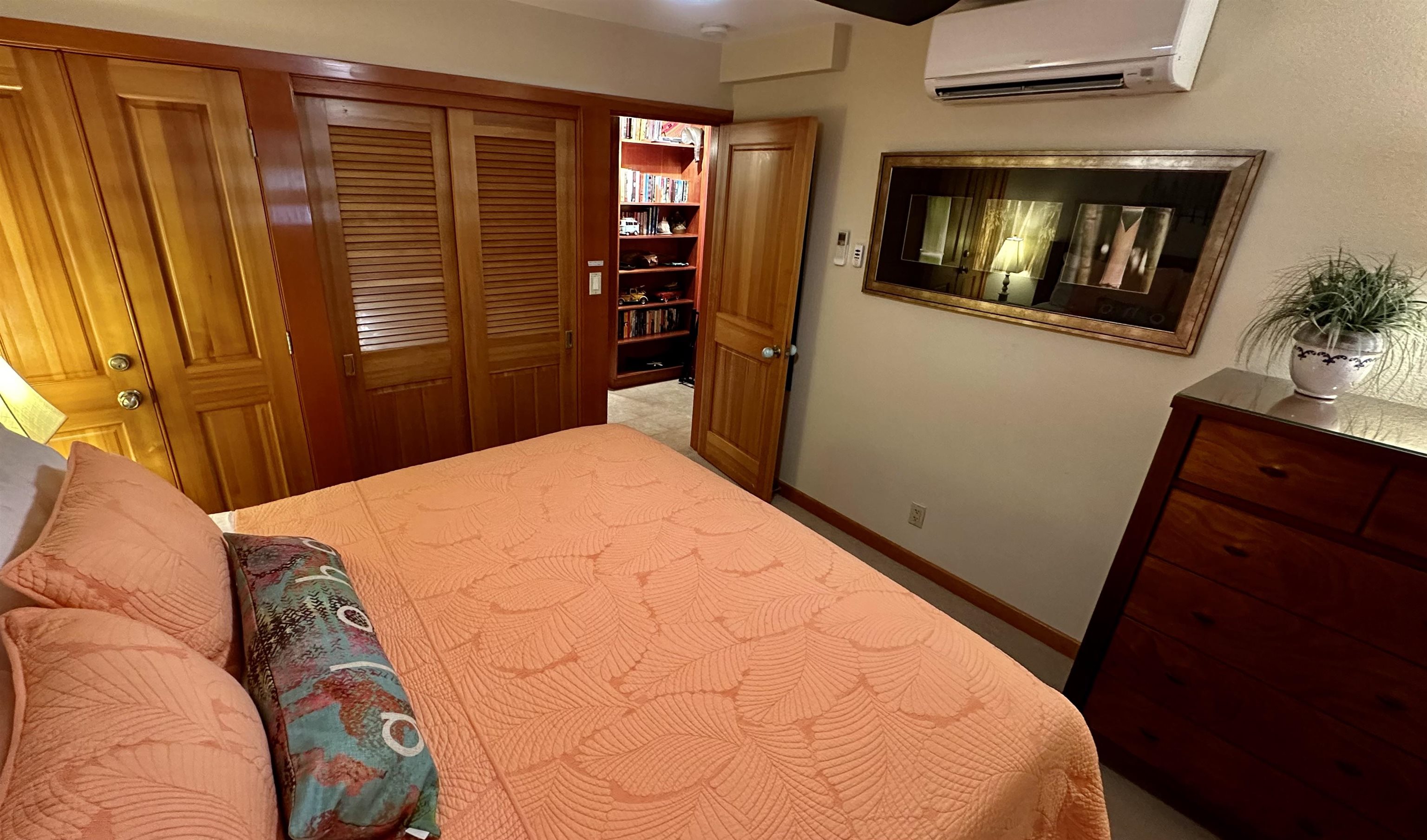 2994 South Kihei Road, Unit 203 Kihei, HI 96753 - Photo 14 of 28 a bedroom with a bed and a window