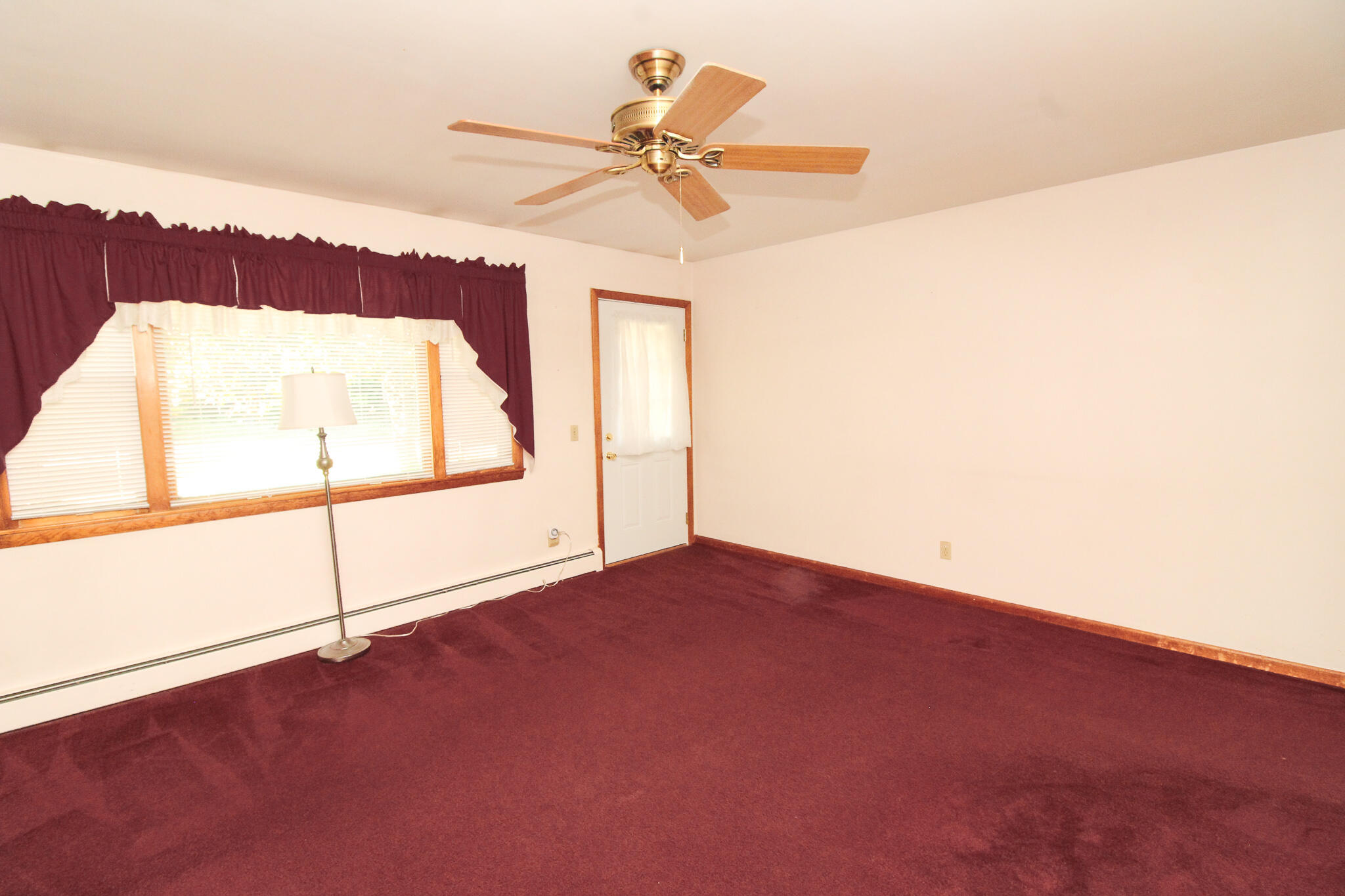 232 Newburgh Road Hermon, ME 04401 - Photo 11 of 36 IMG_0121