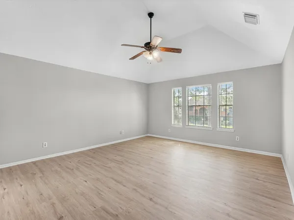 $2,700 | 1227 Lake Estates Court, Sugar Land, TX 77498