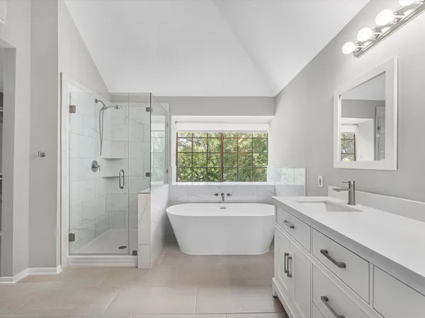 $2,700 | 1227 Lake Estates Court, Sugar Land, TX 77498