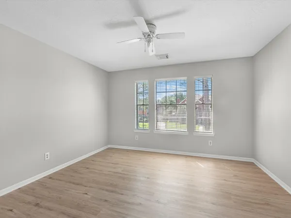 $2,700 | 1227 Lake Estates Court, Sugar Land, TX 77498